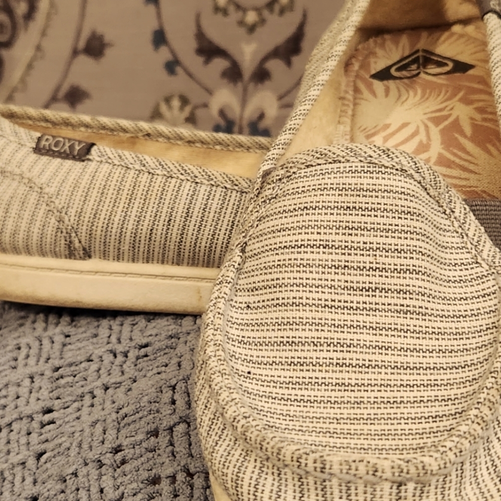 Roxy - womens slip ons